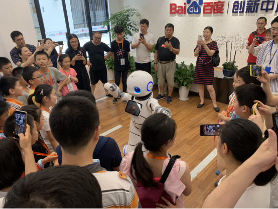 【科学种子科普行】百度上海创新中心体验无人驾驶活动顺利举行139.png
